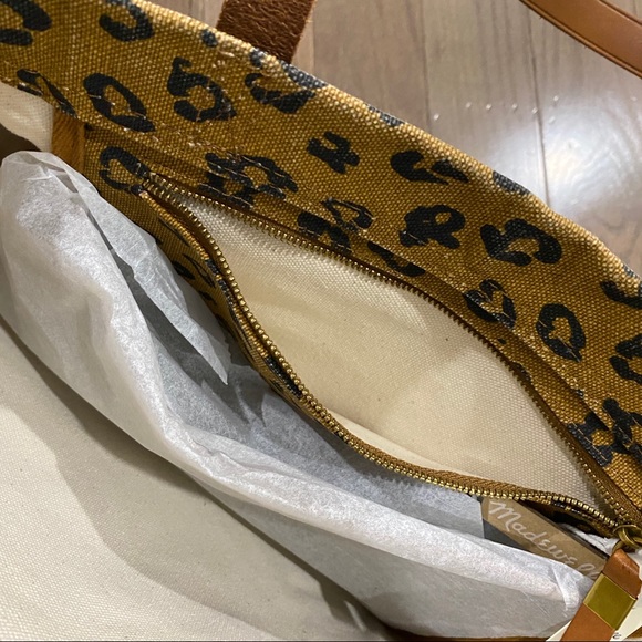 Madewell The Canvas Transport Tote in Leopard - Picture 7 of 15